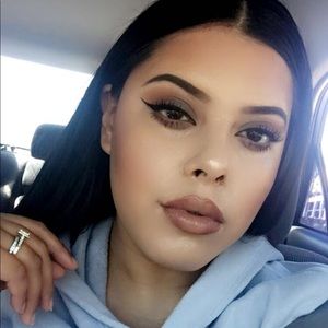 Meet your Posher, Joana